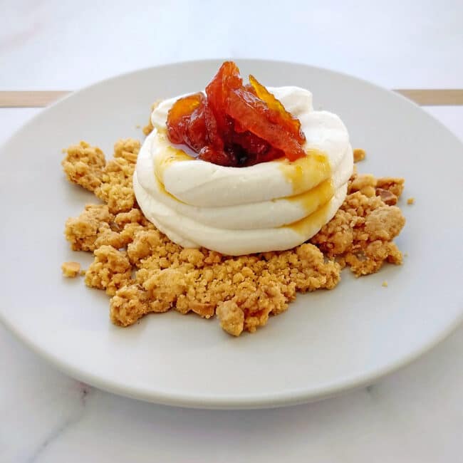 ricetta xebon dolce morbidezza alla ricotta con kumquat canditi su crumble croccante alle mandorle